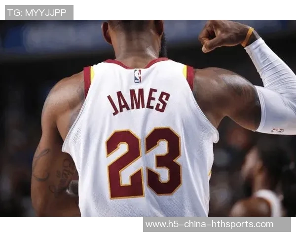 詹姆斯的传奇之路:从天才少年到NBA历史最佳球员的成长历程